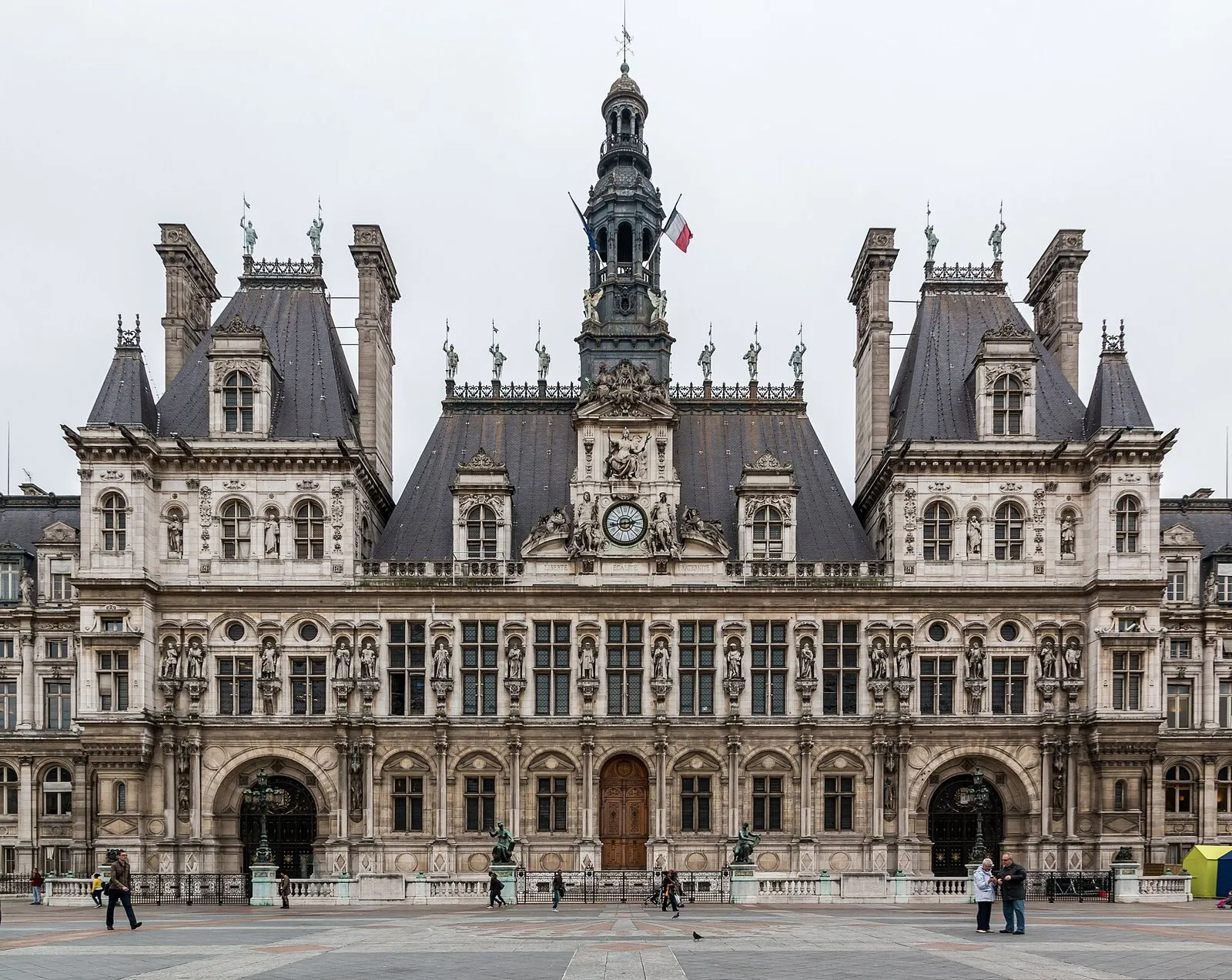 The Hôtel de Ville of Paris and its belfry