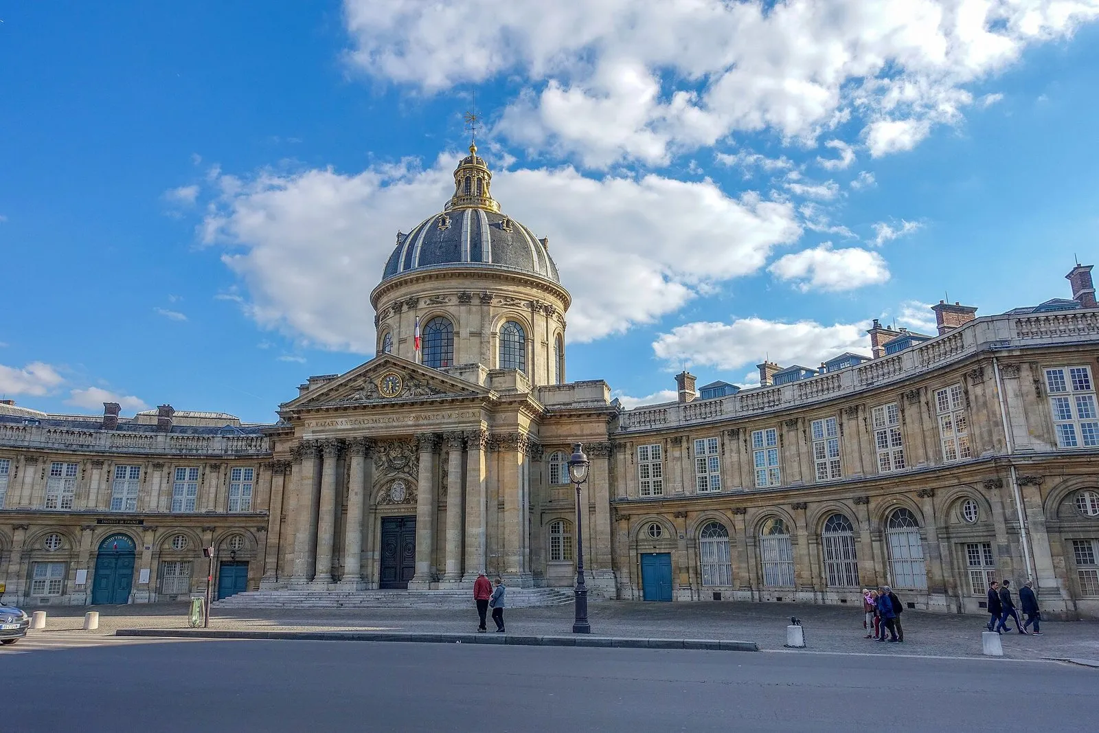 La coupole de l’Institut de France, sur le quai de Conti