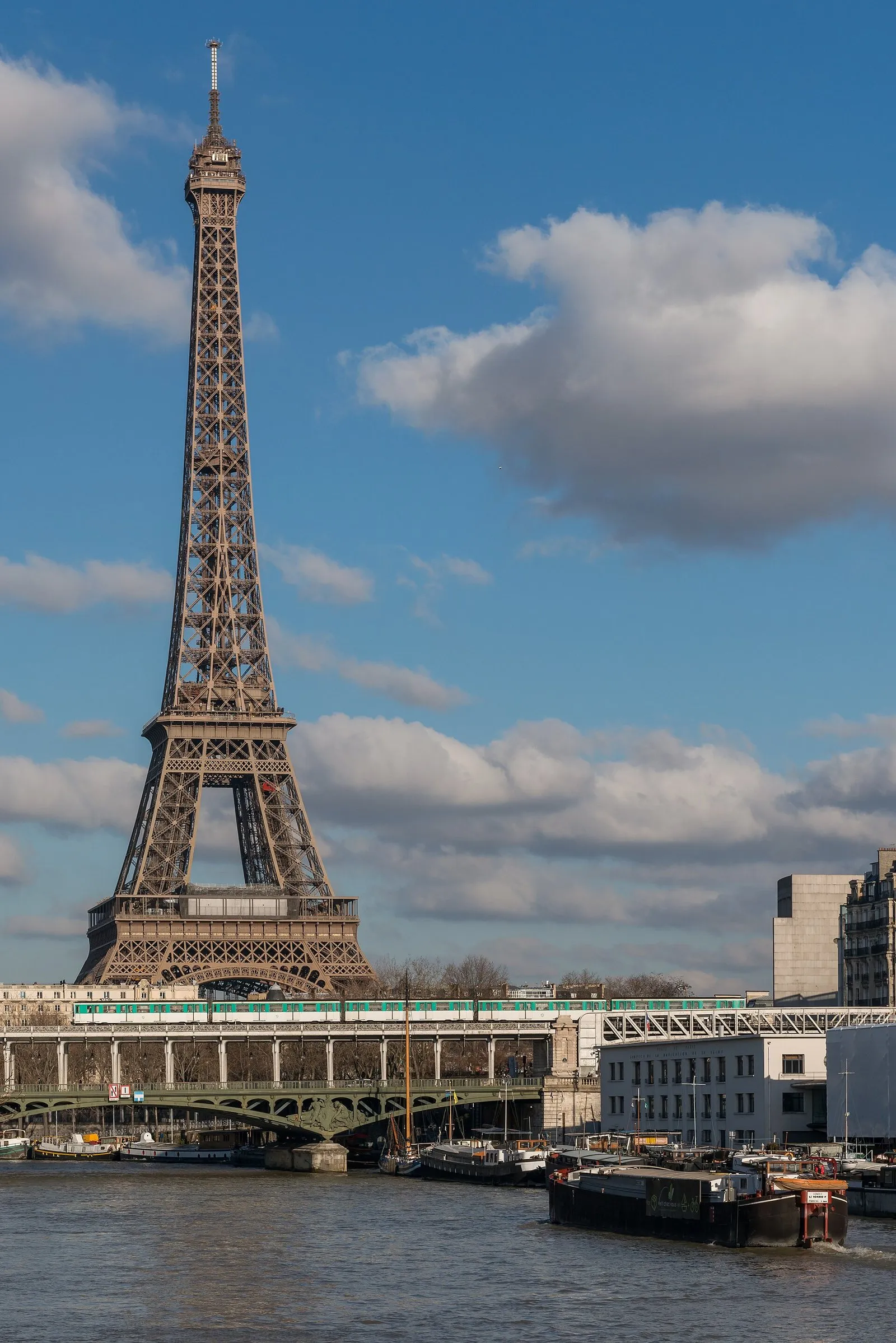 Pont de Bir-Hakeim, carrying the metro, with the Eiffel Tower by day