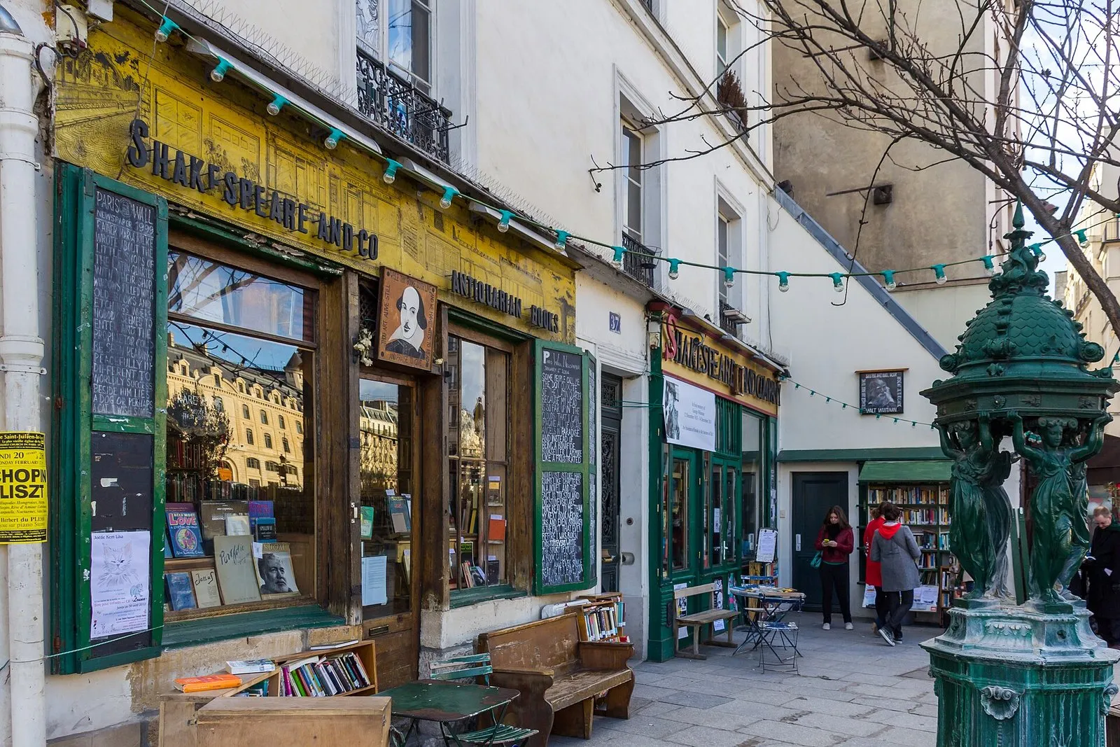 The shopfront of the Shakespeare and Company bookshop, opposite Notre-Dame